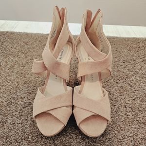 Chinese laundry blush pink wedges
